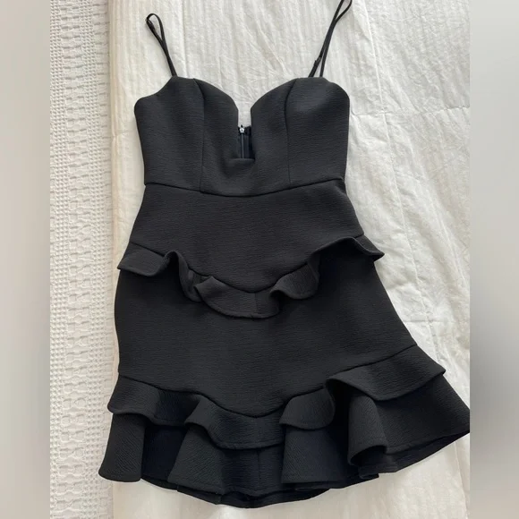 Selfie Leslie | Dresses | Selfie Leslie Elegant Black Strapless Dress |  Poshmark